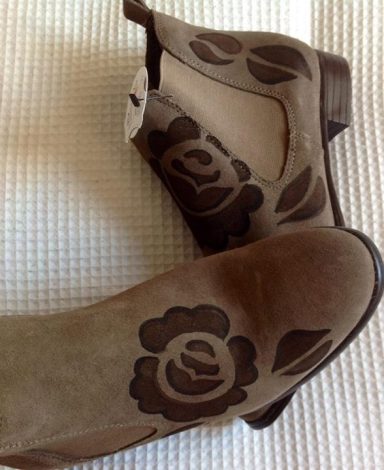 Botas pintadas a mano